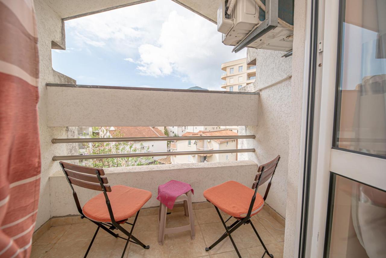 Fairytale 1 And 2 Apartment *