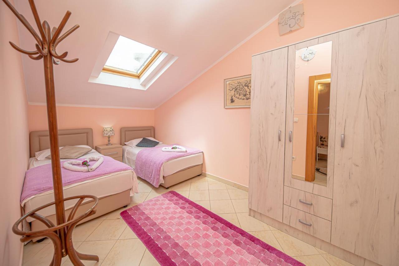 Apartment Fairytale 1 And 2 Budva