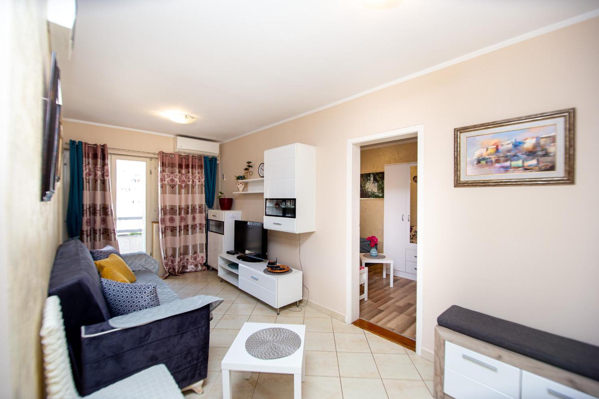 Fairytale 1 And 2 Apartment *